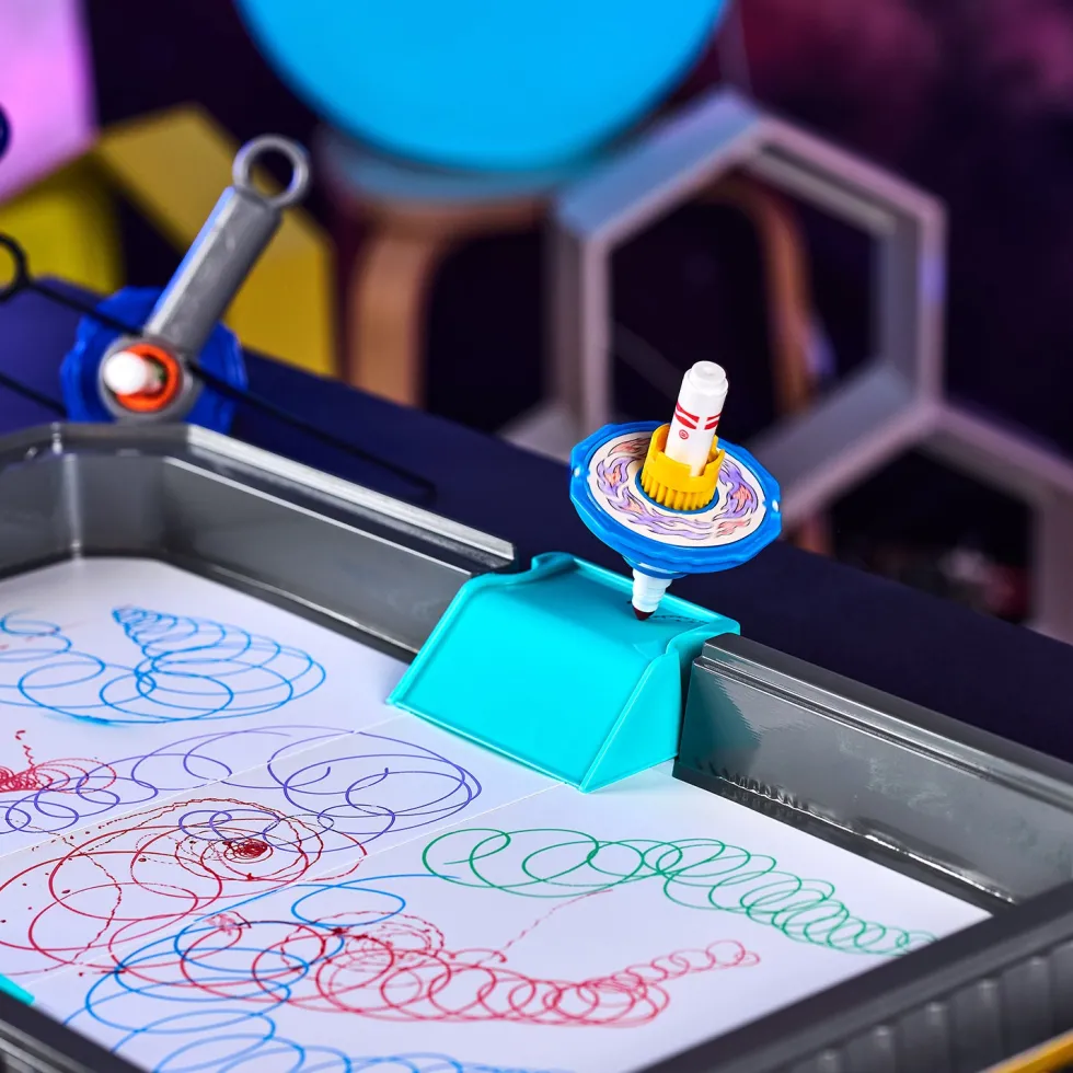 Colour Whirls Arena Set Creativo con Trottole Coloranti e Arena da Gioco Portatile
