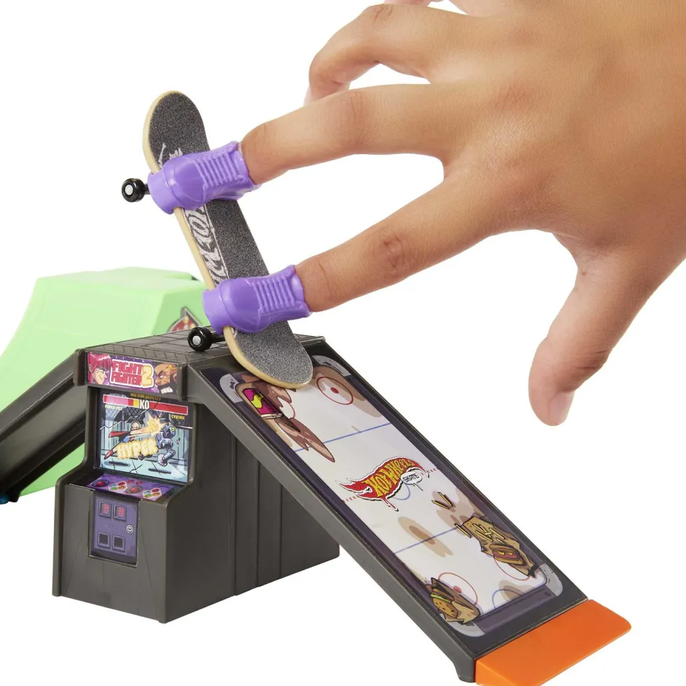 Hot Wheels Skate Arcade Skatepark Set