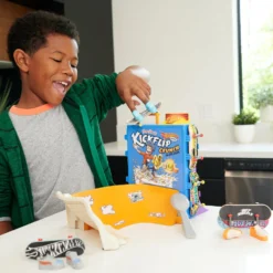 Hot Wheels Tony Hawk Skate Cereal Bowl Set con Fingerboard