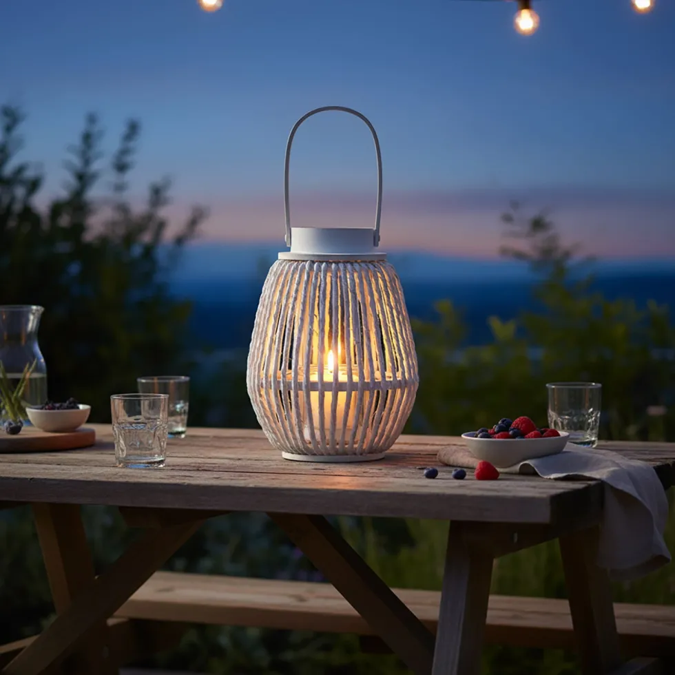 Lanterna Portacandela in Legno e Vetro con Manico Bianca h27 cm