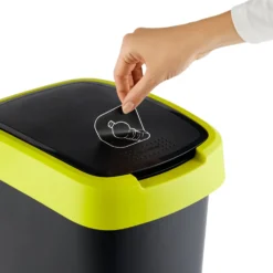Pattumiera per raccolta differenziata con coperchio basculante Twist Lime 50 Litri