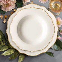Servizio di piatti Lyanna in New Bone Chine 18 pezzi