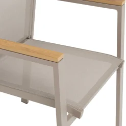 Set da giardino 9 pezzi Tavolo Estensibile con 8 Sedie struttura in alluminio Tortora e braccioli in Polywood
