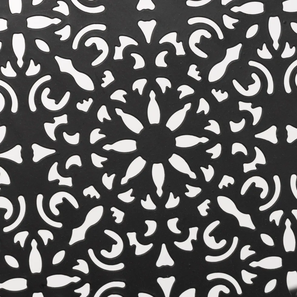 Set giardino Bistrot Tavolo rotondo 60 cm e 2 sedie richiudibili in metallo Nero Design Liberty
