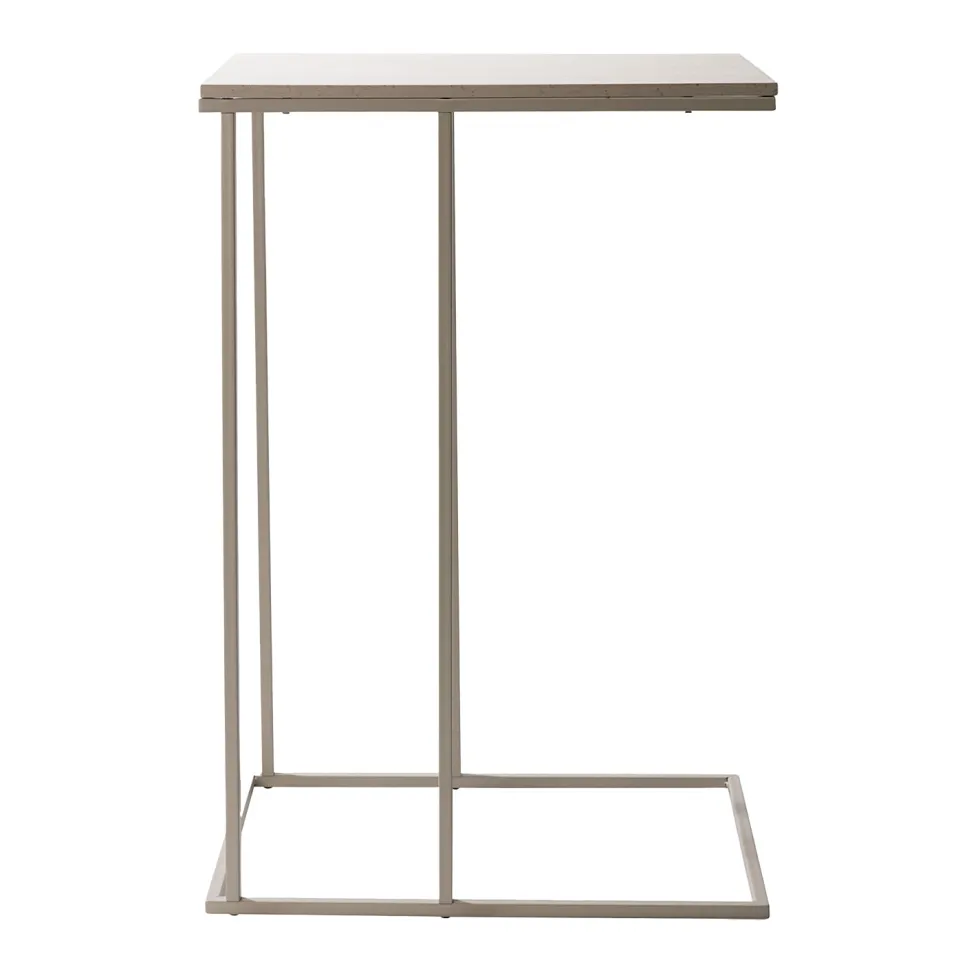 Tavolino a forma di C in metallo e MDF effetto Marmo Sabbia